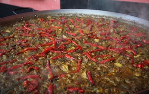 Paella géante préparée par Mr Clavel
