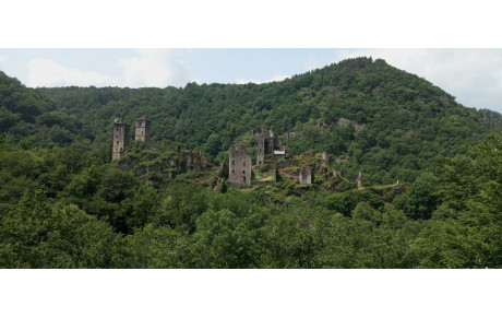 7 au 9 Juin 2025 Balade dans le Cantal